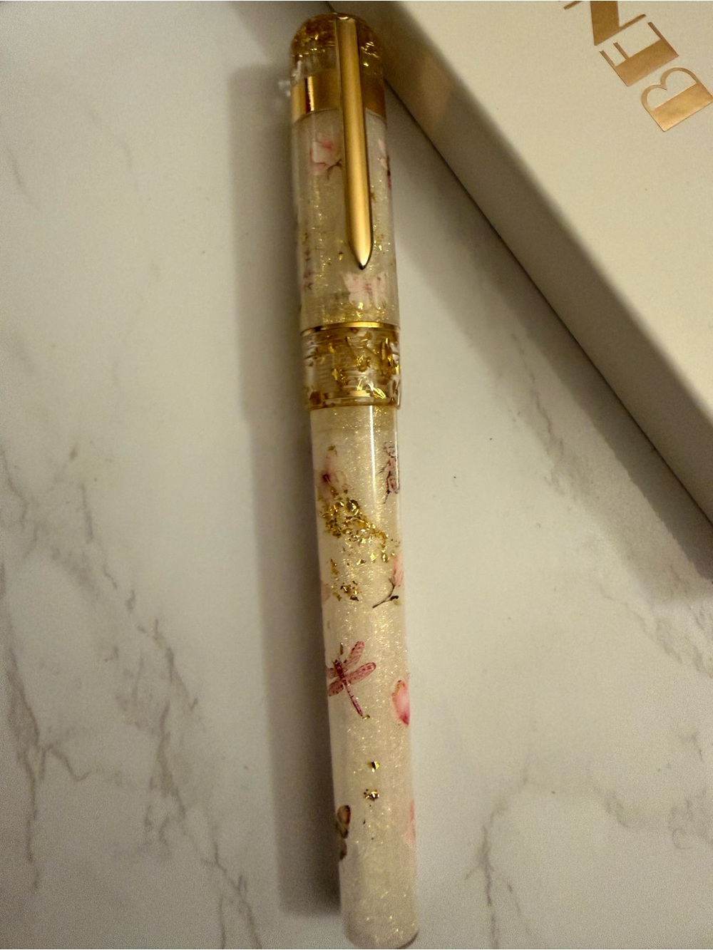 BENU sweetheart pen